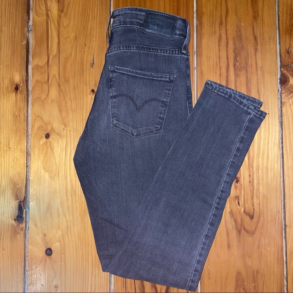 Levis 721 high rise skinny jeans